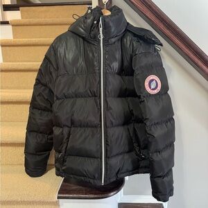Men's Black Quilted Puffer Jacket with Sleeve Patch